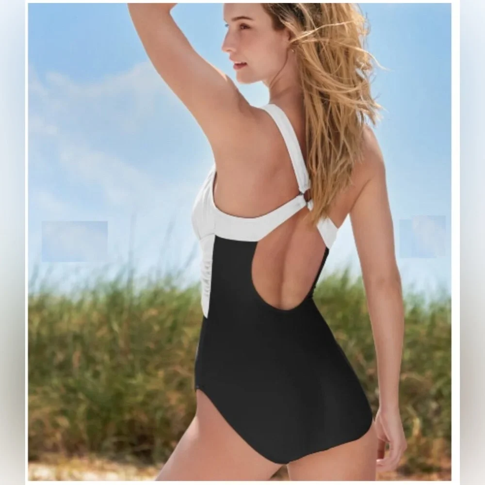 NWOT Venus Black and White Swimsuit‎